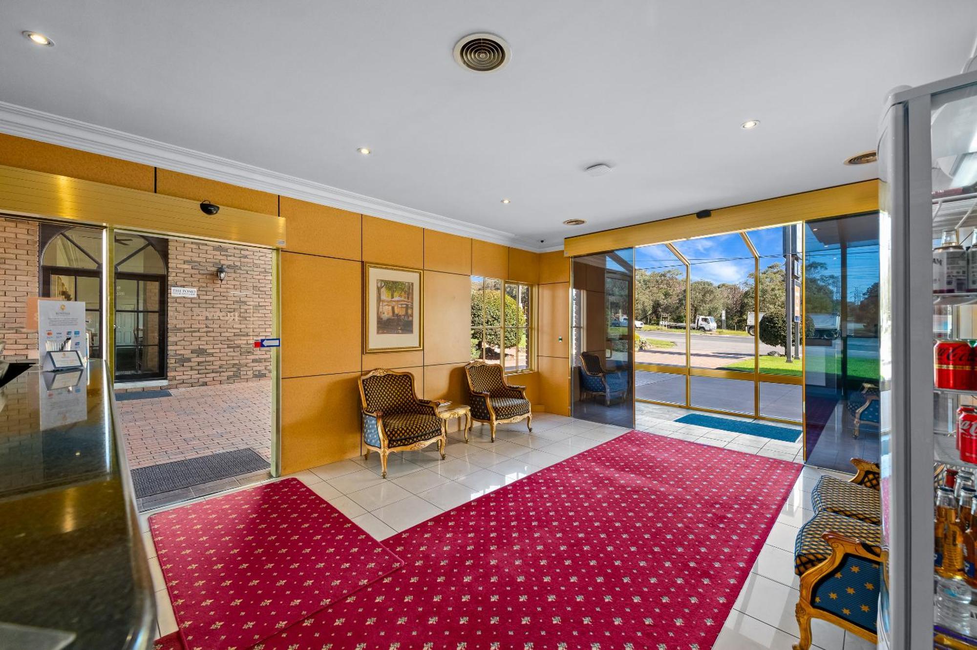 Rowville International Hotel Exteriör bild