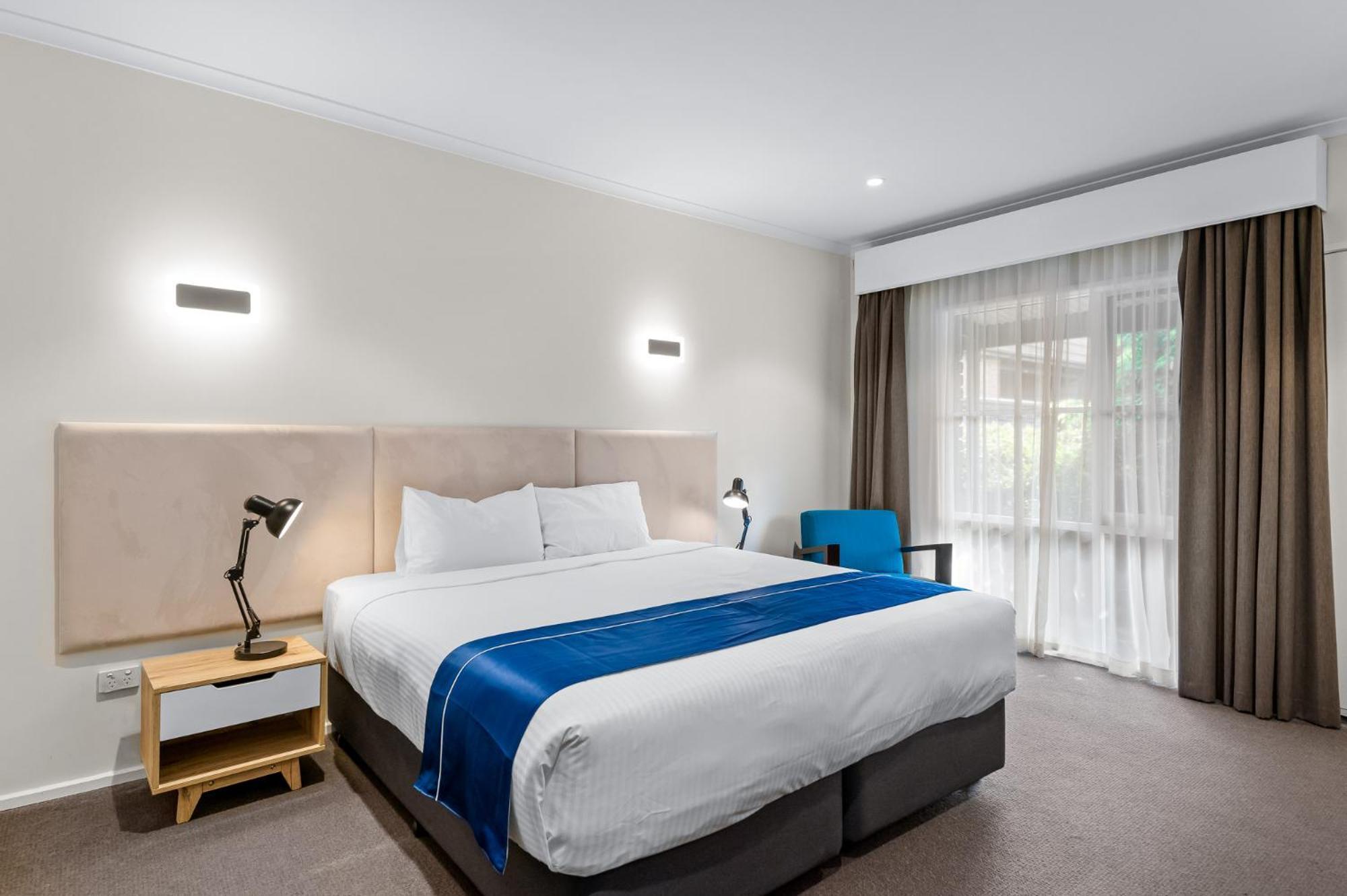 Rowville International Hotel Exteriör bild