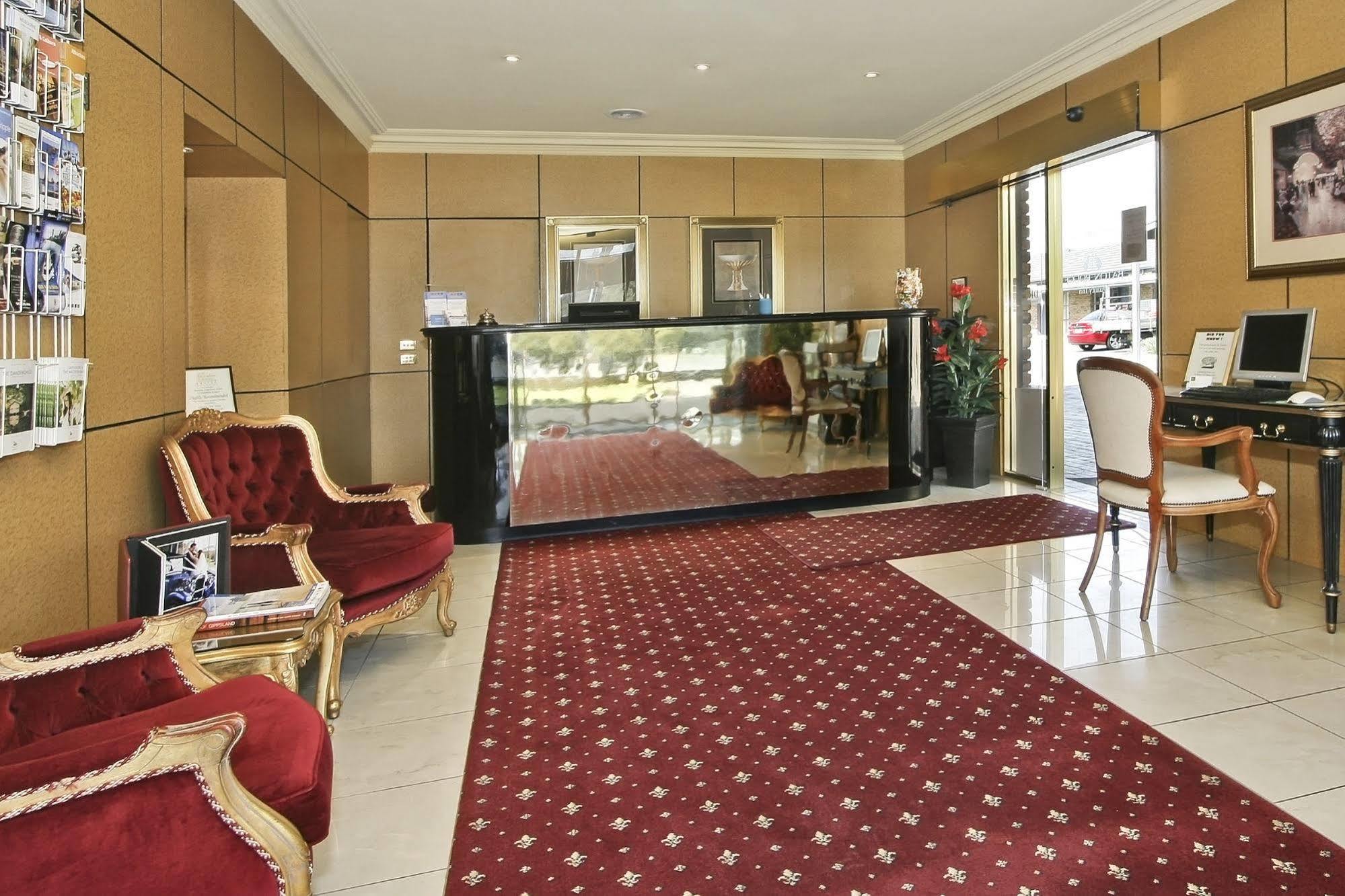 Rowville International Hotel Exteriör bild