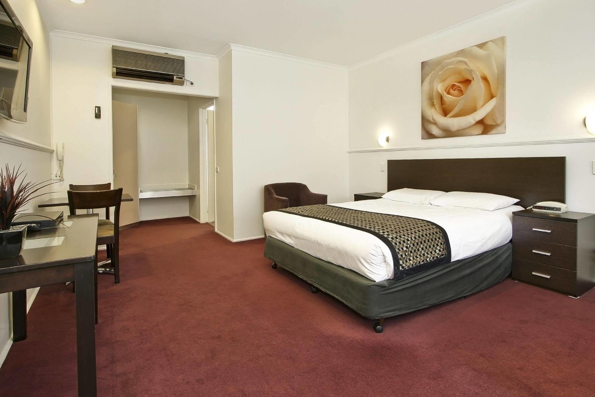 Rowville International Hotel Exteriör bild